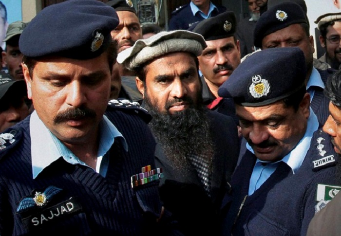 Lakhvi पाकिस्तान की अदालत ने जारी किया लखवी के खिलाफ नोटिस