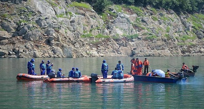 BOAT चीन में नाव पलटने से 14 की मौत, 1 लापता