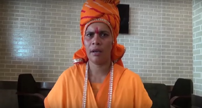 Sadhvi Prachi साध्वी प्राची के विवादित बोल, 'मुसलमान मुक्त भारत' का दिया नारा (वीडियो)