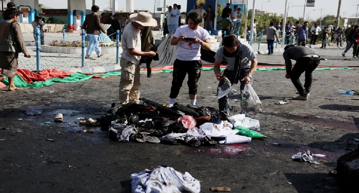 Kabul Blast काबुल आत्मघाती विस्फोट में 61 मौत, आईएस ने ली जिम्मेदारी