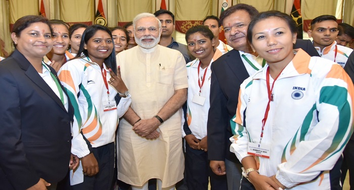 MODI RIO भारतीय ओलंपिक दल से मिले प्रधानमंत्री नरेंद्र मोदी
