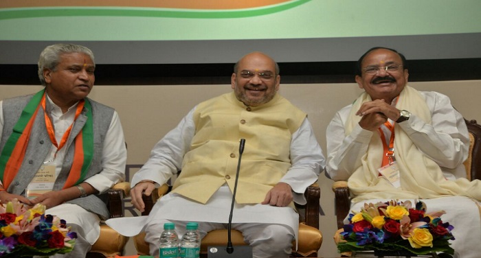 Amit Shah 04 भाजपा शासित राज्यों के मुख्यमंत्रियों की बैठक, 'गरीब विरोधी छवि' बदलने पर चर्चा
