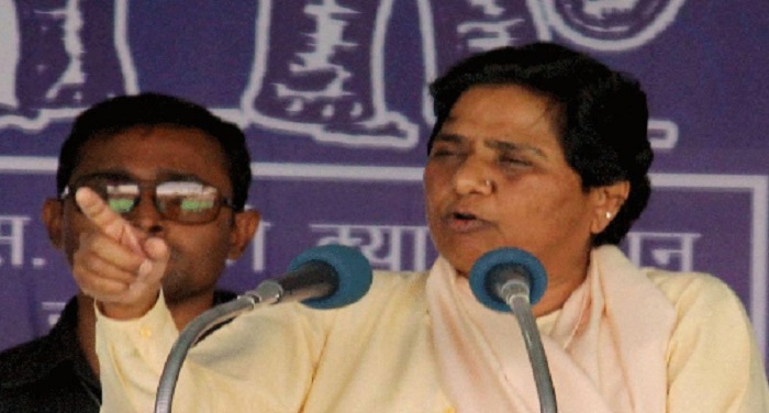 Mayawati यूपी में त्रिशंकु विधानसभा के आसार, बसपा सबसे बड़ी पार्टी: सर्वे