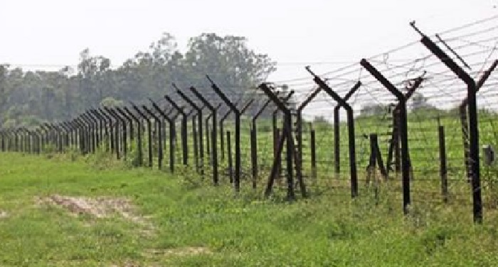 Border सीमावर्ती इलाकों में किसानों को फसल काटने की अनुमति