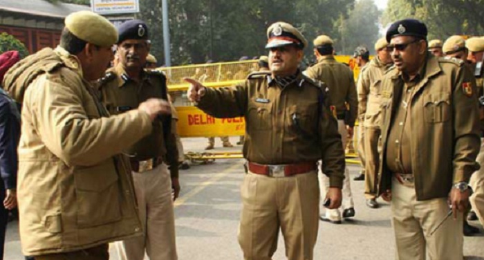 Delhi police ban flying things till 6th november for security reasons 1 दिल्ली पुलिस ने सुरक्षा के मद्देनजर हवा में उड़ने वाली चीजों पर लगाई रोक
