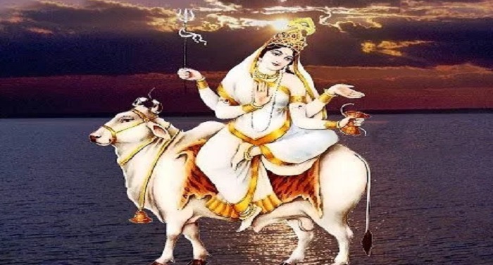 Goddess Mahagauri worship make you happy ऐसें करे महागौरी को प्रसन्न, घर में होगी सुख-शान्ति की स्थापना