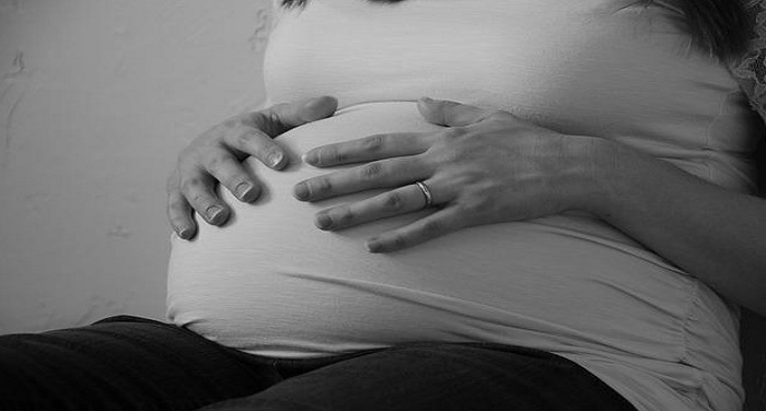 obesity in pregnency पुरुष के हार्मोन रोकेंगे महिला का गर्भधारण