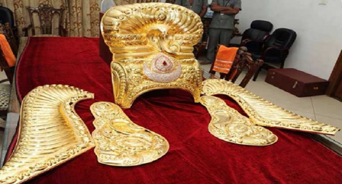 taeln तेलंगाना के मुख्यमंत्री ने 3.5 करोड़ का स्वर्ण मुकुट चढ़ाया