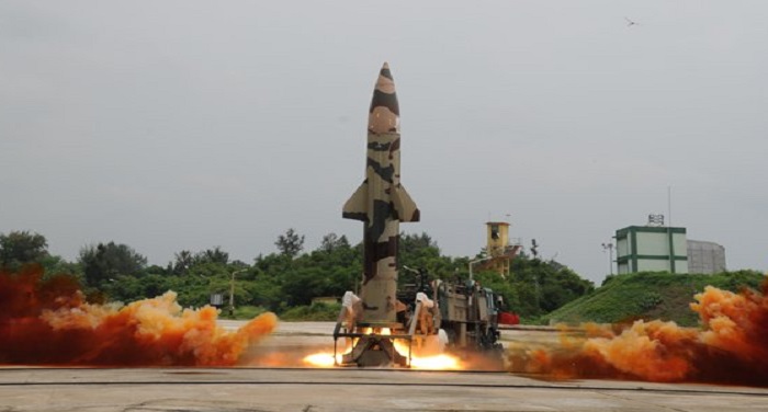 Prithvi 2 देश में निर्मित पृथ्वी-।। मिसाइल का ओडिशा में सफल प्रक्षेपण