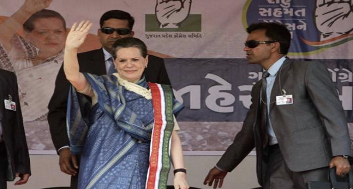 Sonia Gandhi convened a meeting two days before the winter session शीतकालीन सत्र से दो दिन पहले सोनिया गांधी ने बुलाई बैठक