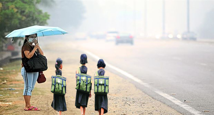 delhi fok धुंध के काले साए में दिल वालों की दिल्ली, 1800 सरकारी स्कूल बंद