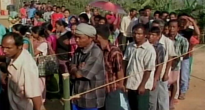 tripura voting कड़ी सुरक्षा के बीच त्रिपुरा में मतदान जारी