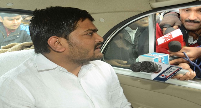 aamir 7 पाटीदार नेता हार्दिक पटेल जयपुर में गिरफ्तार