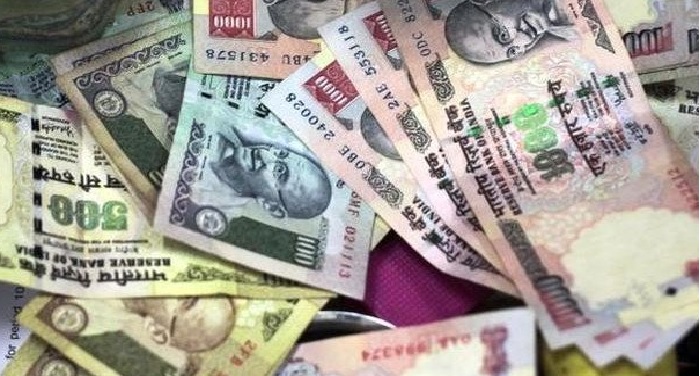 currency कालाधन मिलने का सिलसिला जारी, मुंबई से 1.40 करोड़ बरामद