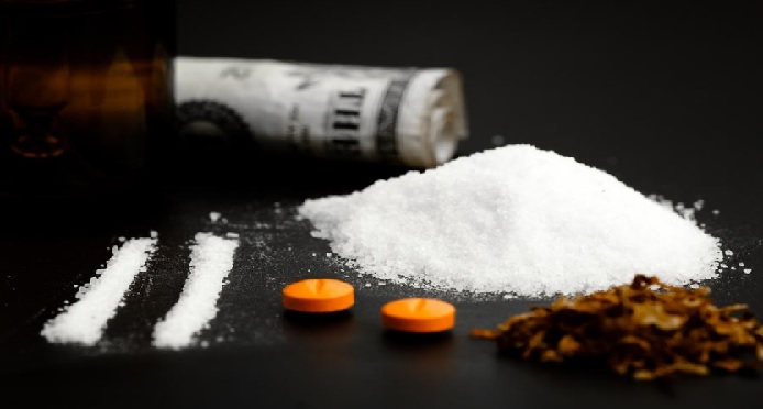 drugs 76 लाख रुपए की ड्रग्स के साथ 2 तस्कर गिरफ्तार