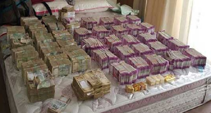income जयपुर में आयकर विभाग की छापेमारी, 157 करोड़ रुपए बरामद