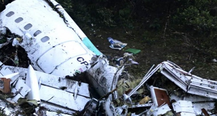 pakistan plane crash चिली में विमान दुर्घटना में 4 लोगों की मौत
