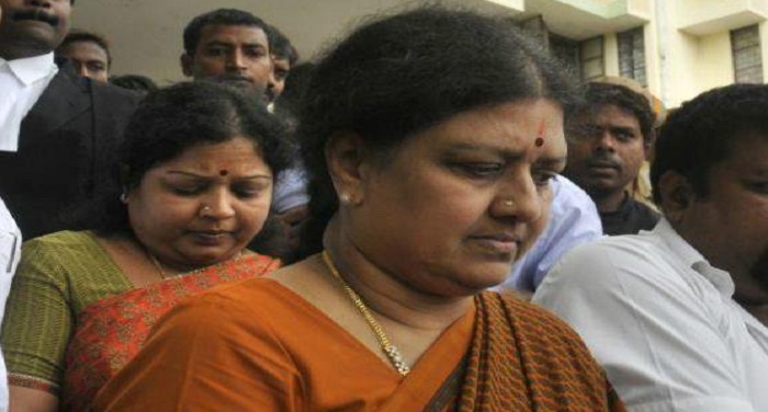 Shashi kala शशिकला को तमिलनाडु का सीएम बनाने की उठी मांग