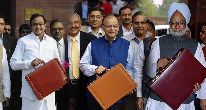 budget 2 बजट पेश करने से पहले वित्त मंत्री बैग के साथ इसलिए खिंचवाते हैं तस्वीर !