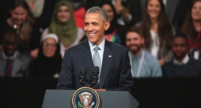 omaba फेयरवेल स्पीच में इमोशनल हुए ओबामा, कहा राष्ट्रपति से बेहतर इंसान बना