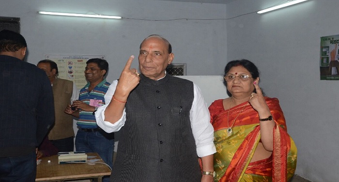rajnath यूपी विस चुनावः 3 बजे तक 52% मतदान