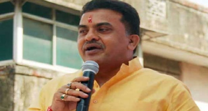 sanjay nirupam 1 शिवसेना के बहुमत का सपना भाजपा ने किया चूर