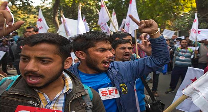 PROTEST1 रामजस विवाद : एबीवीपी के खिलाफ वामपंथी छात्र गुट ने किया प्रदर्शन