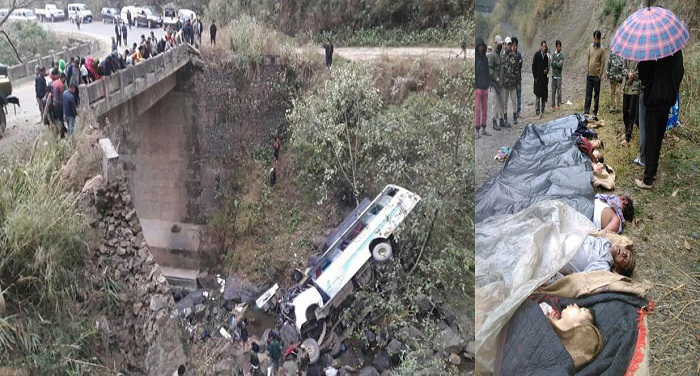 bus मणिपुरः पुल से खाई में पलटी पर्यटक बस, 8 लोगों की मौत