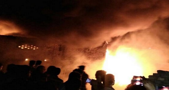 fire दिल्ली के बाटला हाउस इलाके में झुग्गी में लगी आग, कोई हताहत नहीं