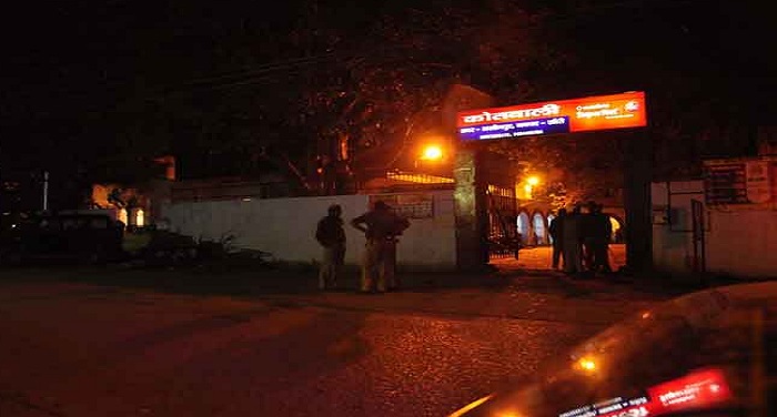 lakhimpur चुनाव के बीच लखीमपुर में फैला तनाव, प्रशासन ने लगया कर्फ्यू