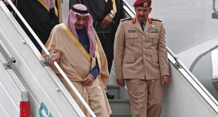 salman bin सऊदी के सुल्तान का शाही सफर, लग्जरी स्टाइल में पहुंचे इंडोनेशिया