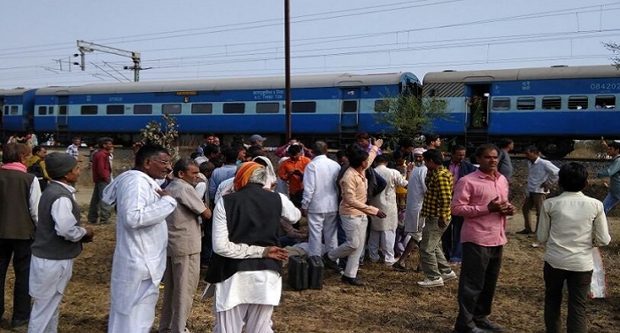 train bhopal भोपाल-उज्जैन पैसेंजर ट्रेन में हुआ ब्लास्ट, कई लोग जख्मी