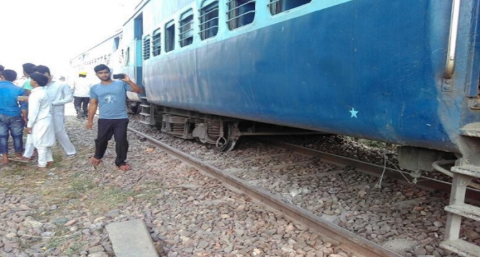 Rajya Rani Express accident राज्यरानी एक्सप्रेस हादसाः सीएम योगी ने किया मुआवजे का ऐलान