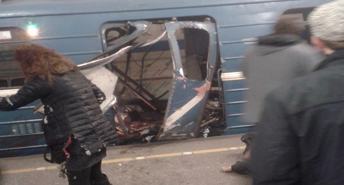 briten रूसः दो बम धमाकों से हिला पीटर्सबर्ग मेट्रो स्टेशन, 10 लोगों की मौत