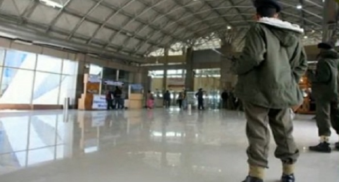 srinagar airport श्रीनगर एयरपोर्ट में 2 ग्रेनेड के साथ एक जवान गिरफ्तार, आ रहा था दिल्ली