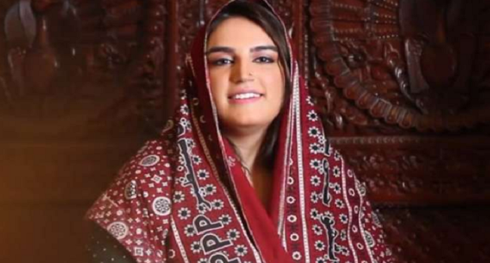 14 बेनजीर भुट्टो की बेटी ने पाकिस्‍तानी कानून को बताया हास्यपद