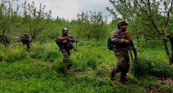 india army 1 पाकिस्तान ने किया सीजफायर का उल्लंघन, पुंछ में की गोलीबारी