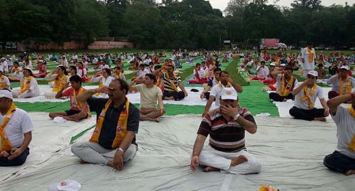 Dehradun Yoga day अन्तर्राष्ट्रीय योग दिवस को लेकर देवभूमि में तैयारियां जोरों पर