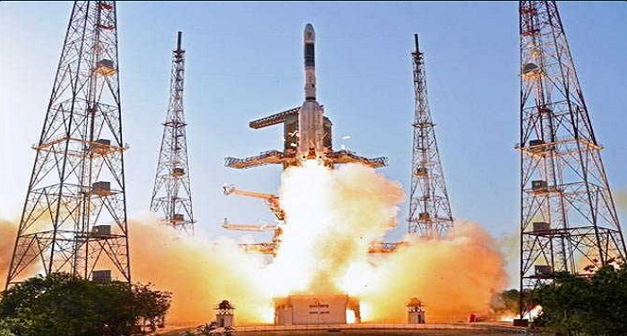 ROCKET अंतरिक्ष में लगाई भारत ने छलांग