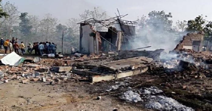 jghmkhj मध्यप्रदेश: अवैध पटाखा फैक्ट्री में धमाके से 23 लोगों की मौत