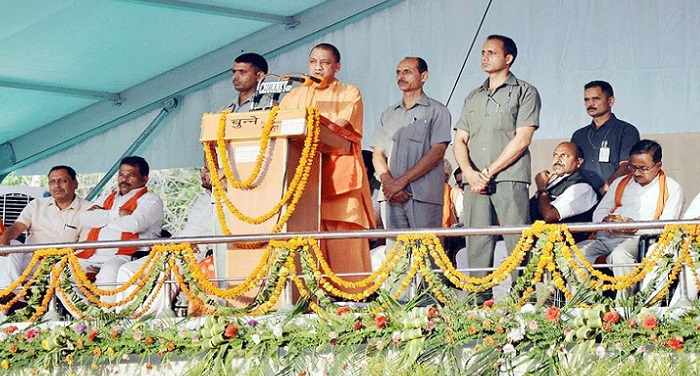 yogi adityanath 2 सौ दिन में योगी सरकार हुई फेल, जनता ने कहा रिजल्ट है जीरो