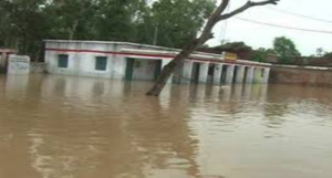 floods in gujrat, risque operation, ndrf, rajasthan, heavy rain