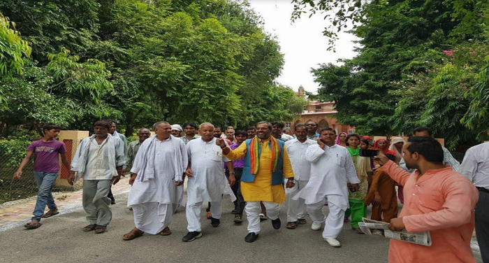 sunil bharala मेरठ: 56वीं गोवर्धन शोभायात्रा का सुनील भराला ने किया शुभारंभ