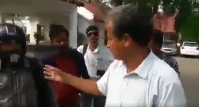 gh बीजेपी और झारखंड के राजा रघुवर दास की बैठक के दौरान छोटे पत्रकारों को फेंका बाहर, रिपॉर्टर का फूटा गुस्सा