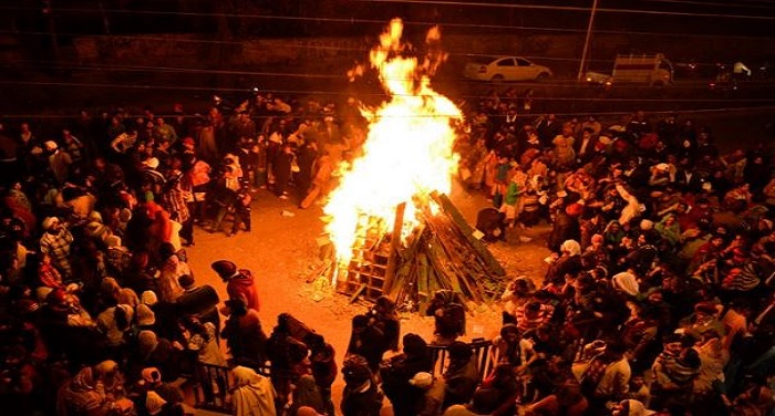 loh देश-भर में मनाया जा रहा है लोहड़ी का त्यौहार, क्यों खास है ये त्यौहार