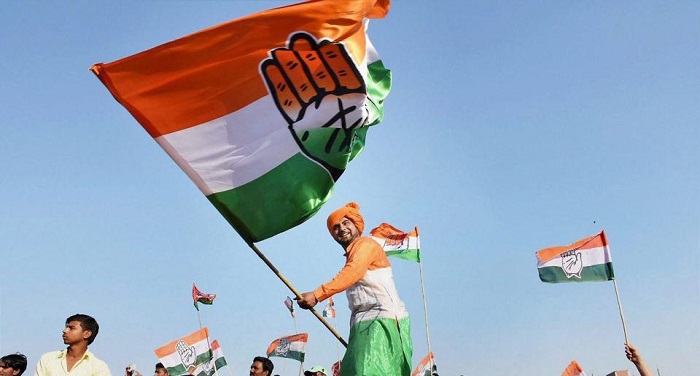 rahul gandhi s rally in jaunpur c72879d6 1116 11e7 be49 55692bf38950 एमपी चुनाव के लिए कांग्रेस का ऐलान, टिकट की मंशा रखने वालों को देने होंगे 50 हजार