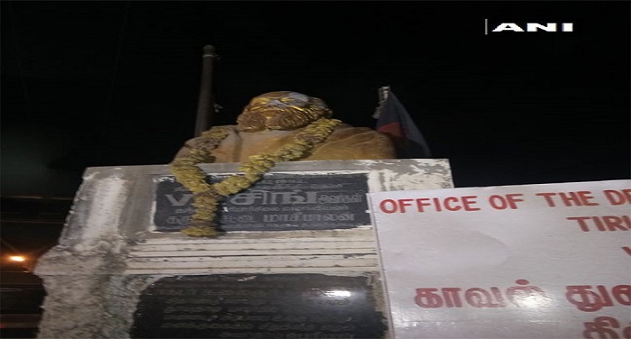 912 लेनिन के बाद पेरियार, तमिलनाडु में पेरियार आंदोलन के जनक की मूर्ति तोड़ी