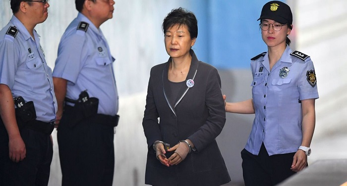 83135 whkcdlalqv 1519712655 भ्रष्टाचार के मामले में दक्षिण कोरिया की पूर्व राष्ट्रपति को मिली 24 साल की सजा