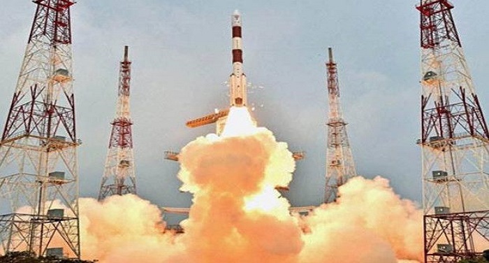 IRNSS इसरो ने किया नौवहन उपग्रह आईआरएनएसएस-1 का सफल प्रक्षेपण