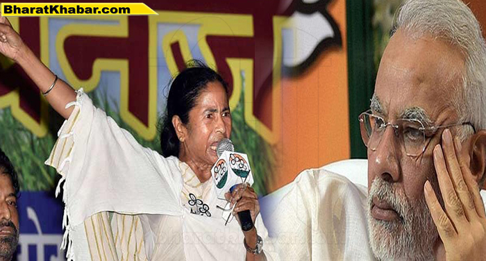 mamta with modi असम NRC मामला: ममता ने किया केन्द्र सरकार पर हमला कहा, सरनेम देखकर हटाए गए लोगों के नाम